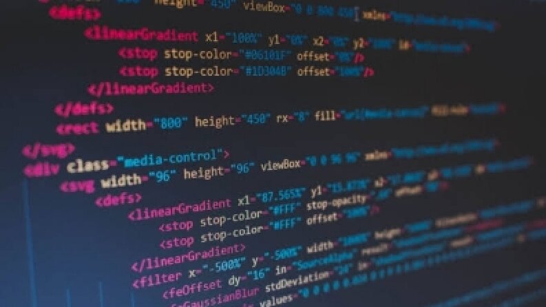 Web sitesi tasarliyorum 