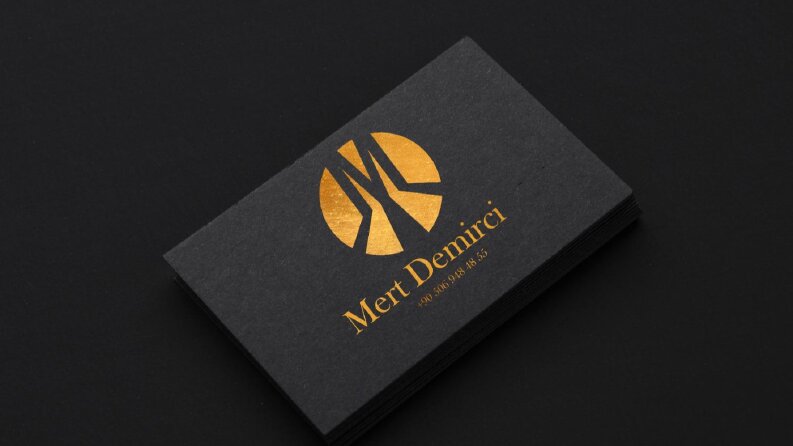 Marka kimliğine uygun logo